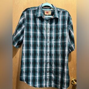 Fieldn’ Forest Button up size XL